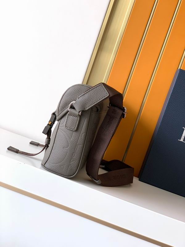 D333 24x19x7cm WP (2)