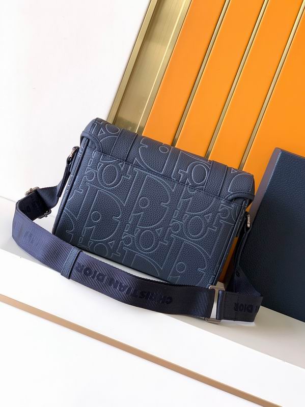 D333 24x19x7cm WP 2 (3)