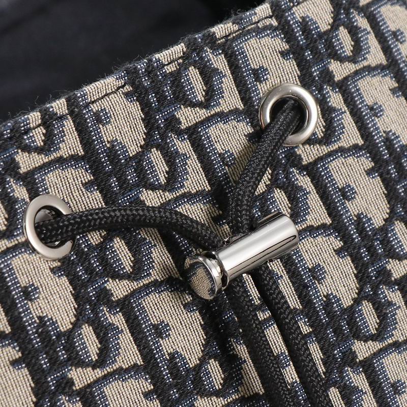 H27E 31x38x11cm WP (7)