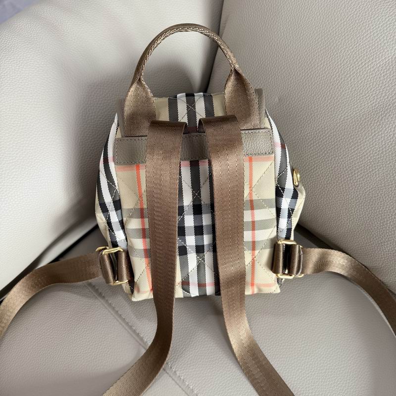 Horseshoe 17x20x14cm HQ (2)