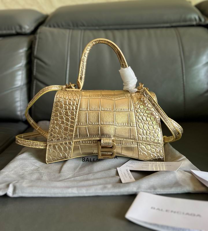 Hourglass M14x10x23cm S13x8x19cm YT (1)