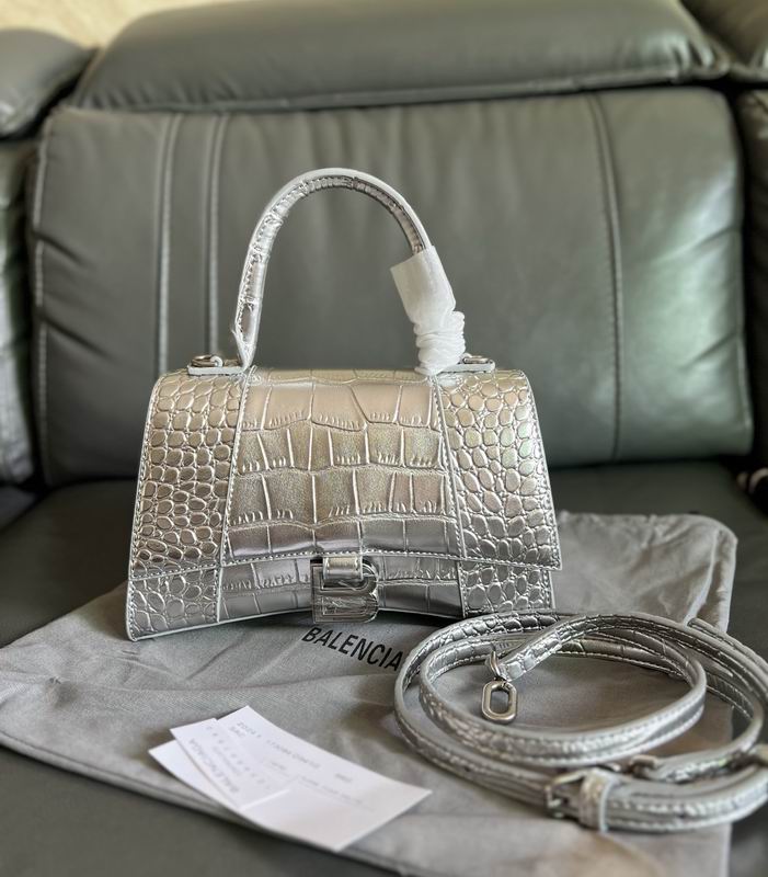 Hourglass M14x10x23cm S13x8x19cm YT (19)