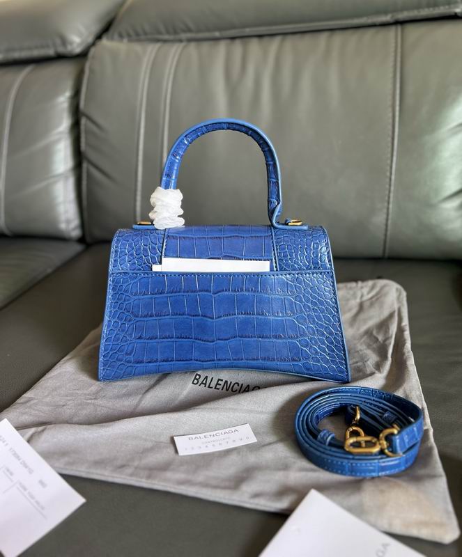 Hourglass M14x10x23cm S13x8x19cm YT (2)