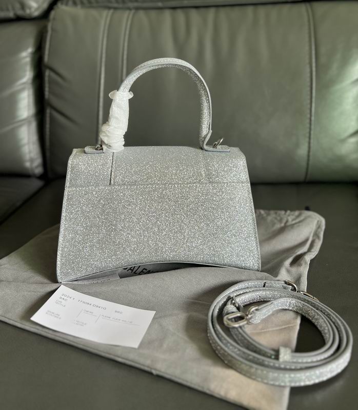 Hourglass M14x10x23cm S13x8x19cm YT (29)