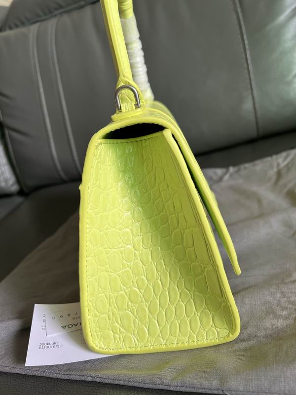 Hourglass M14x10x23cm S13x8x19cm YT (3)