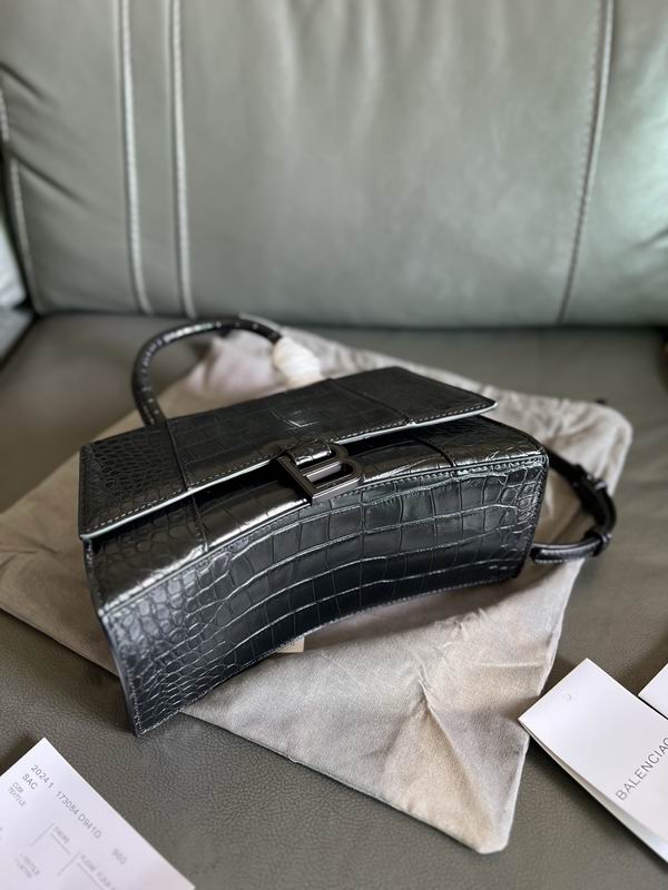 Hourglass M14x10x23cm S13x8x19cm YT (4)