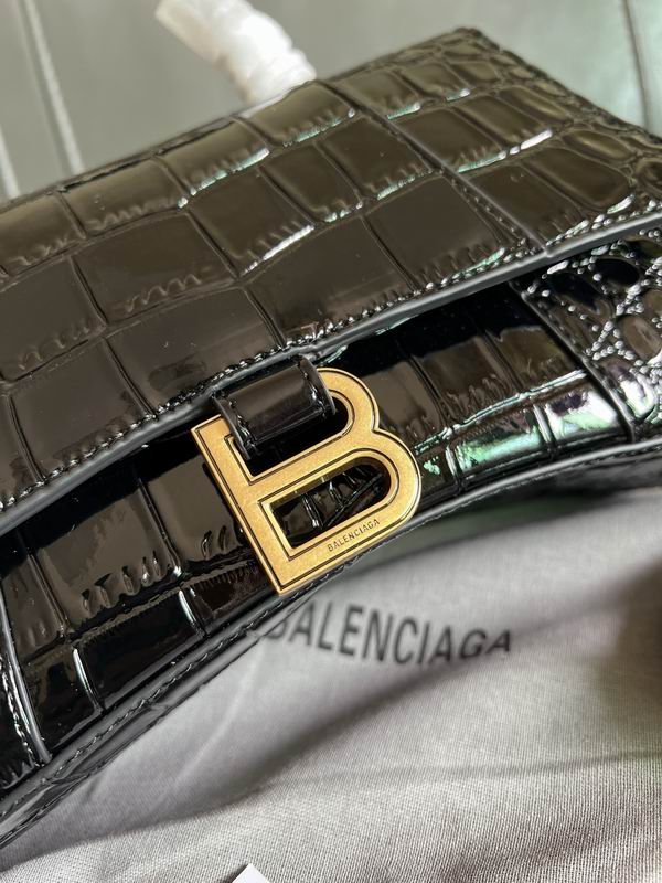 Hourglass M14x10x23cm S13x8x19cm YT (4)