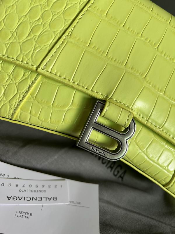 Hourglass M14x10x23cm S13x8x19cm YT (4)