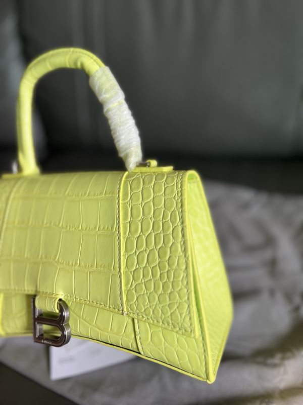 Hourglass M14x10x23cm S13x8x19cm YT (7)