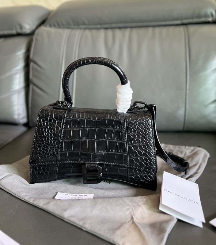 Hourglass M14x10x23cm S13x8x19cm YT (9)