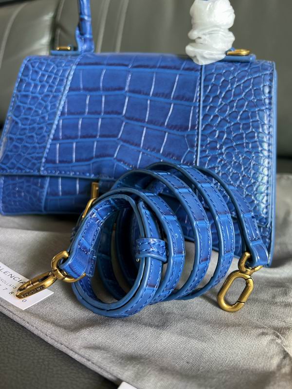 Hourglass M14x10x23cm S13x8x19cm YT (9)