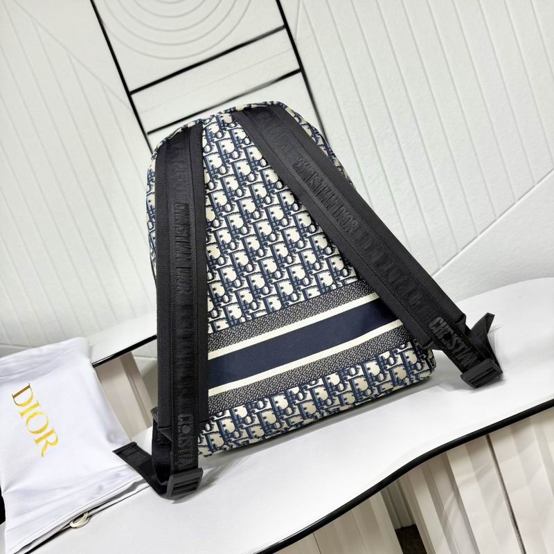 M928 34x42x15cm WP (4)