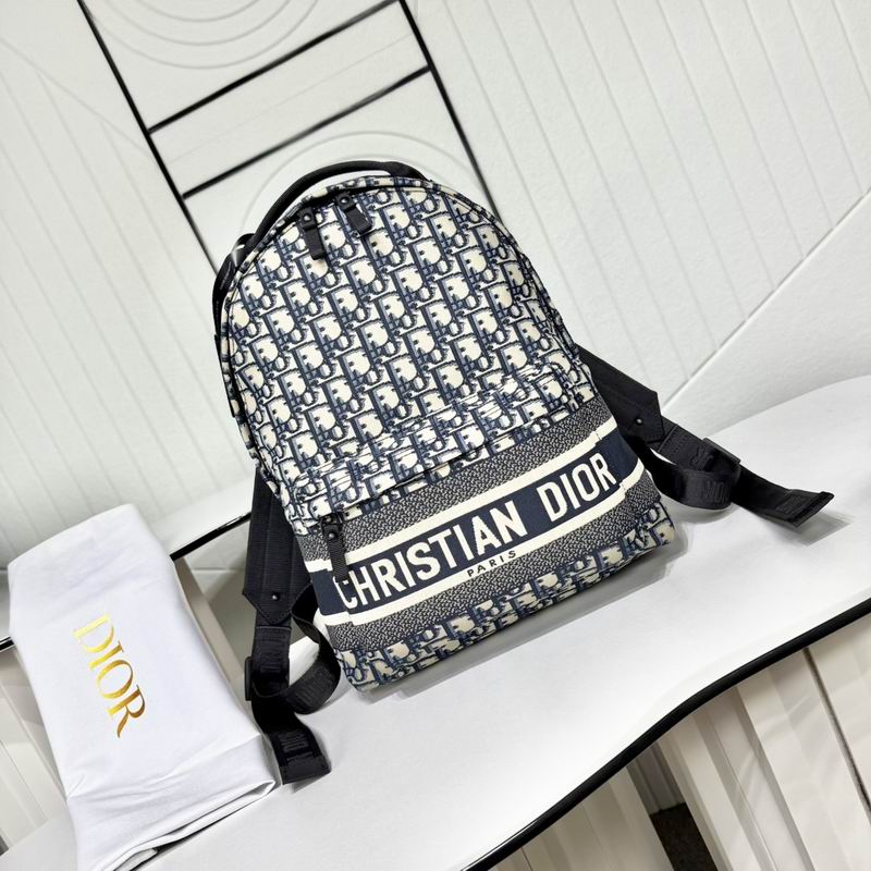 M929 26.5x36.5x13cm WP (2)