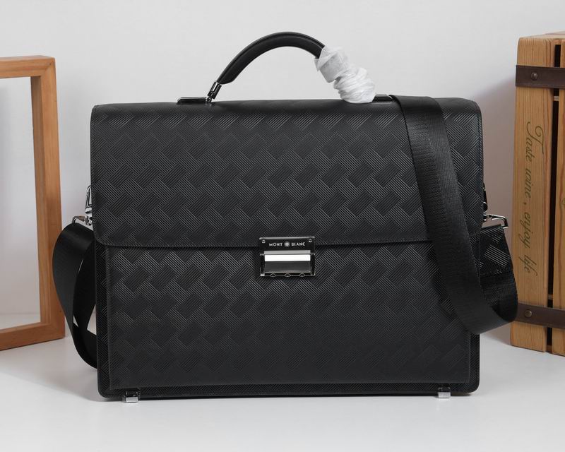 Mont Blanc 39x29x6cm WP (1)