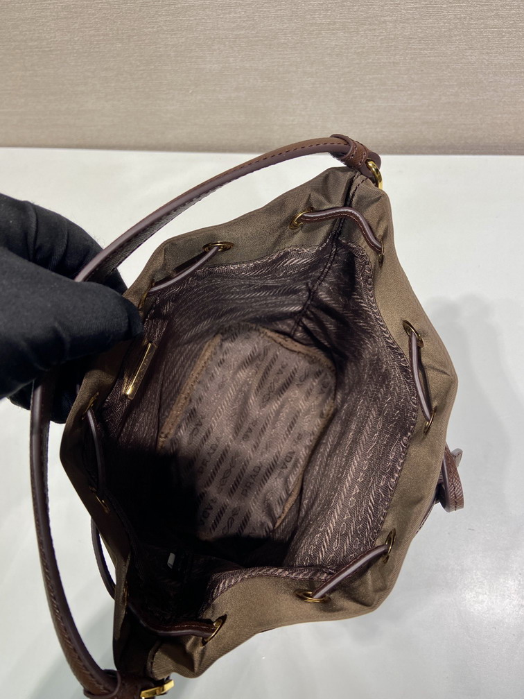 Prada 1BH038 18x23x12cm AP_10