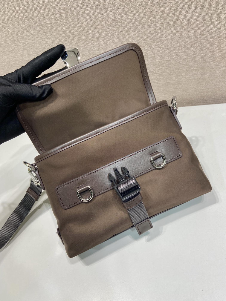 Prada 2ZT071 19x13x5 5cm AP2_7