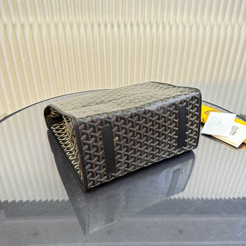 Saint Léger 33x35x16cm YT (28)