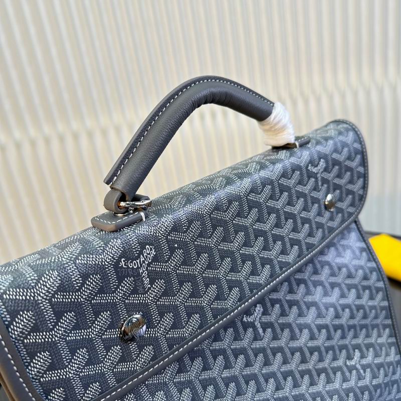 Saint Léger 33x35x16cm YT (38)