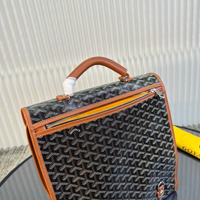 Saint Léger 33x35x16cm YT (7)