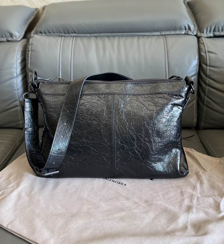 le city moto 39x26x16cm YT (3)