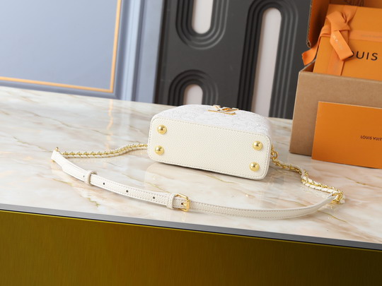 Cap M14389 27x18x9cm ss1_4