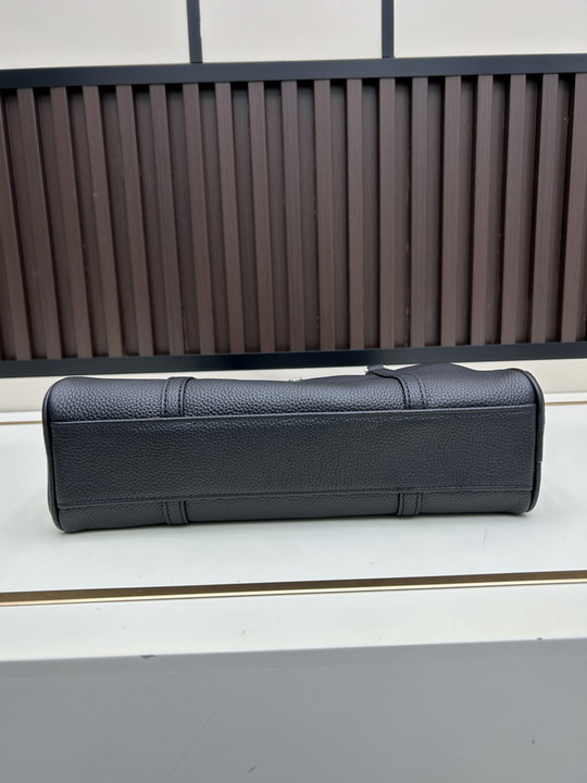 Chanel 09161 30x15x9cm ss2_5