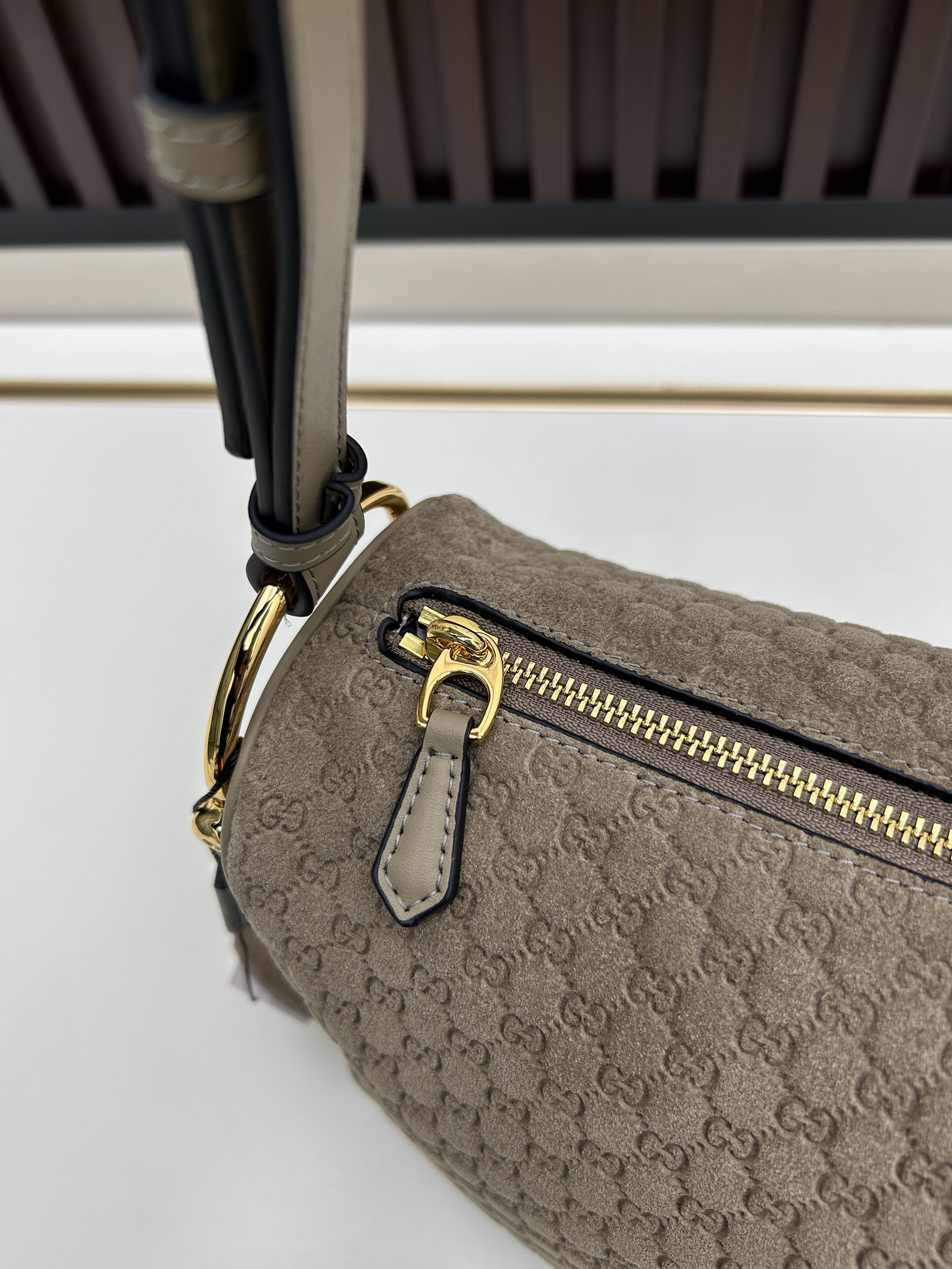 GG 08933 31 5x17x12cm jj1_6