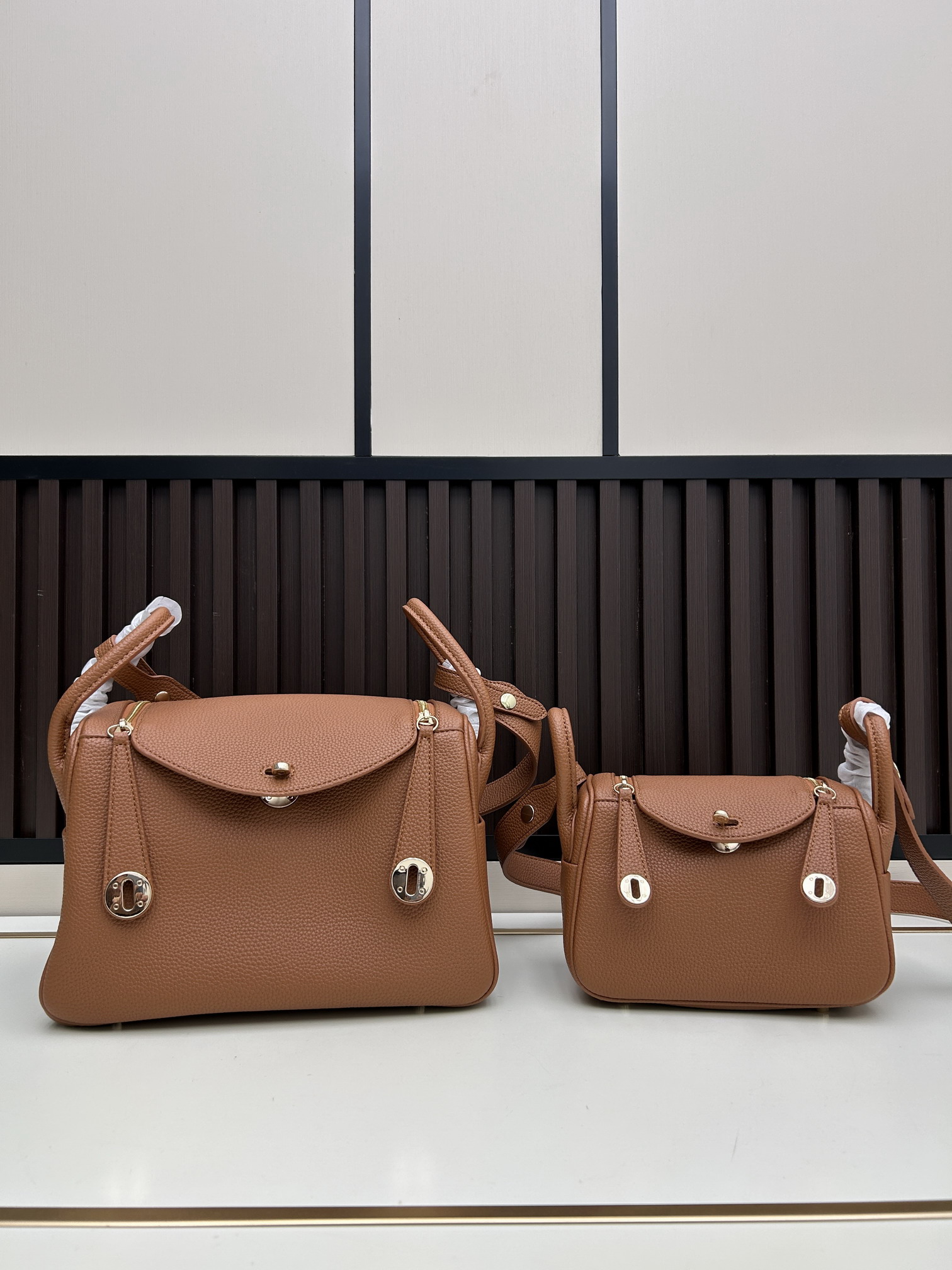 Hermes 8916 26x18x12cm jj1_1