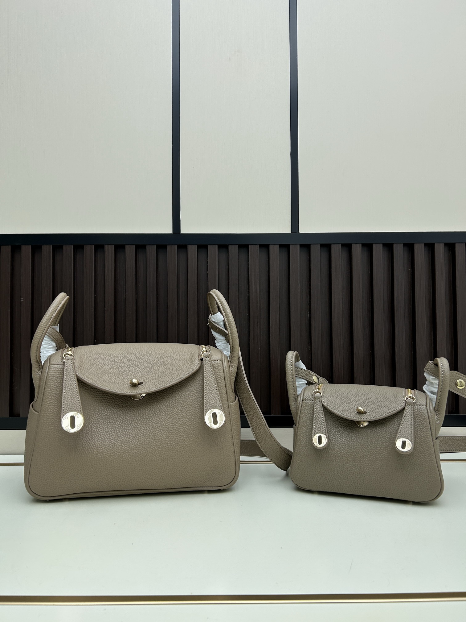 Hermes 8916 26x18x12cm jj2_1