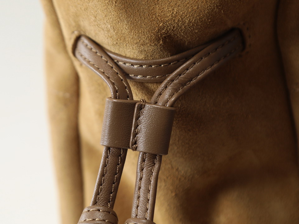 YSL 862712 26x18x11cm 8D_5