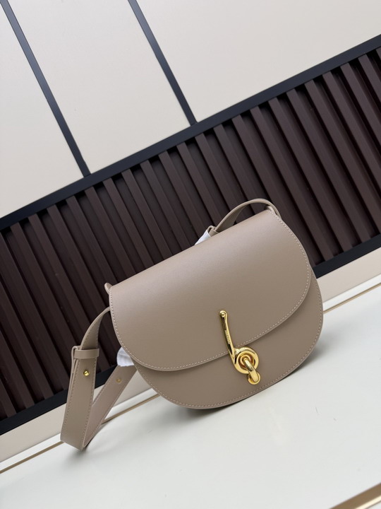 Bur 1H8936 24x20 5x8cm ss5_1