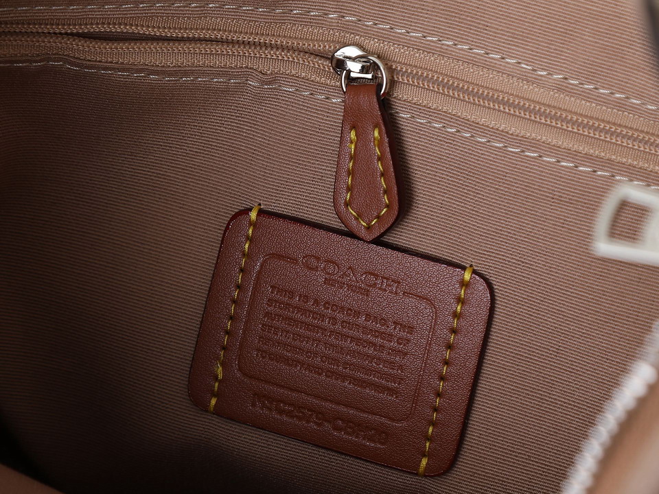 Coach CBH20 24x15x26cm ss_9