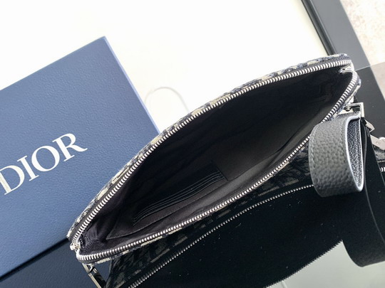 Dior 23738 30x20x2 5cm yz_8