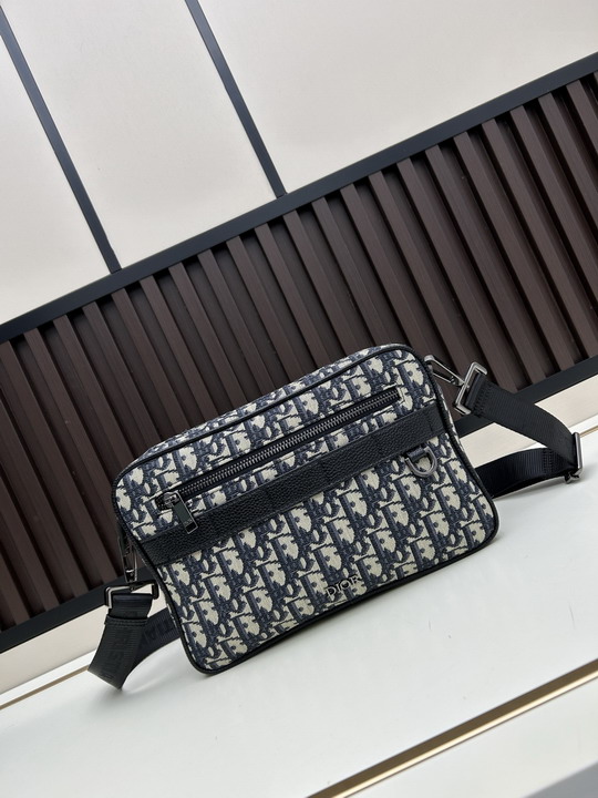 Dior 297 26x17x7cm ss_1