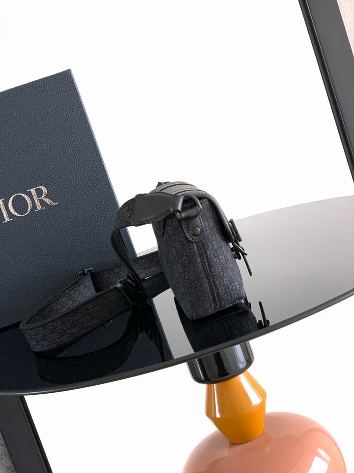 Dior Daily 20x14x6 5cm yz_2