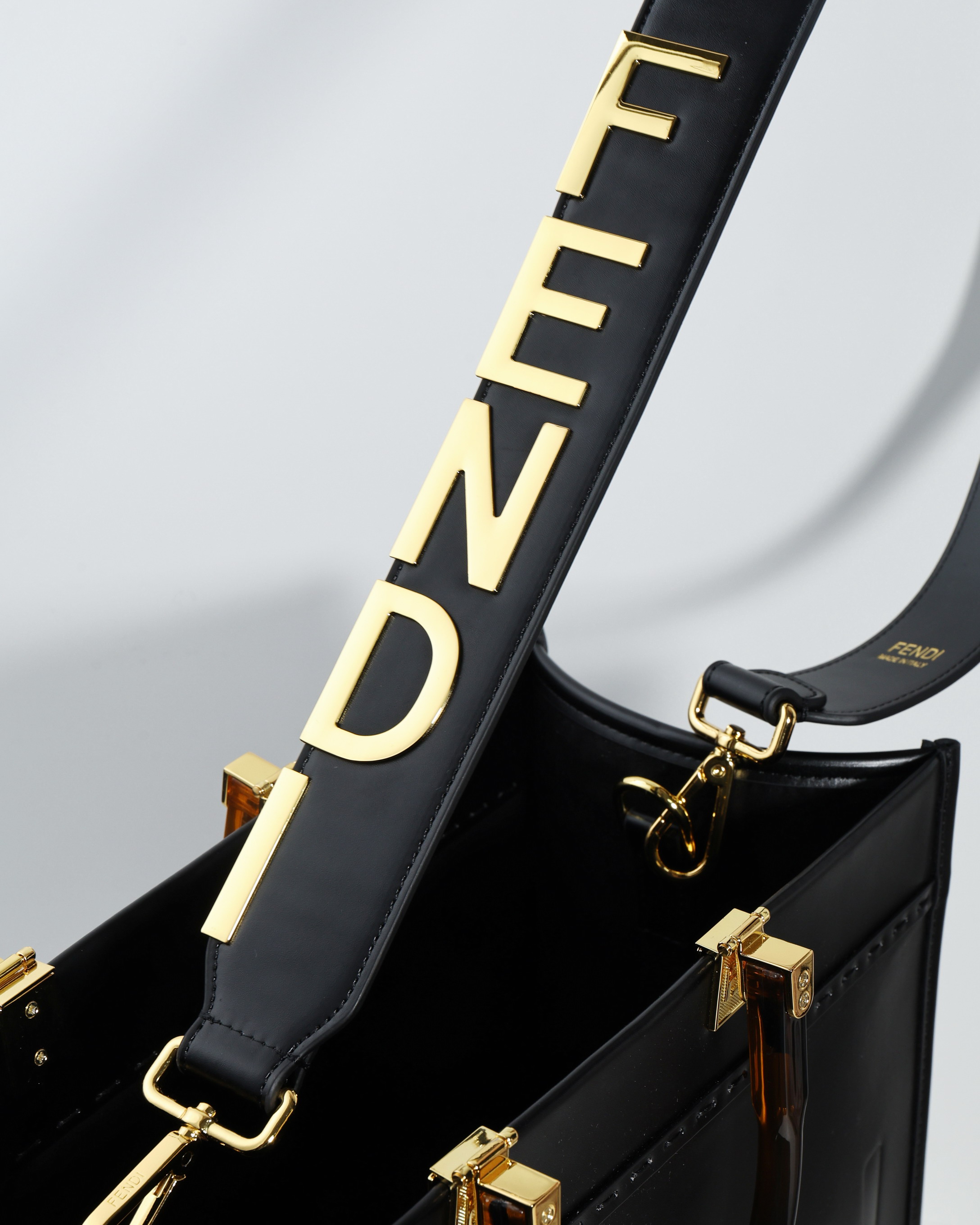 Fendi 35x17x31cm jj1_5