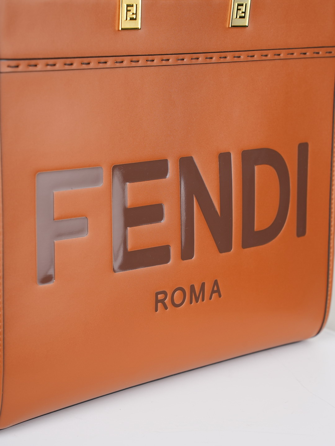 Fendi 35x17x31cm jj2_5