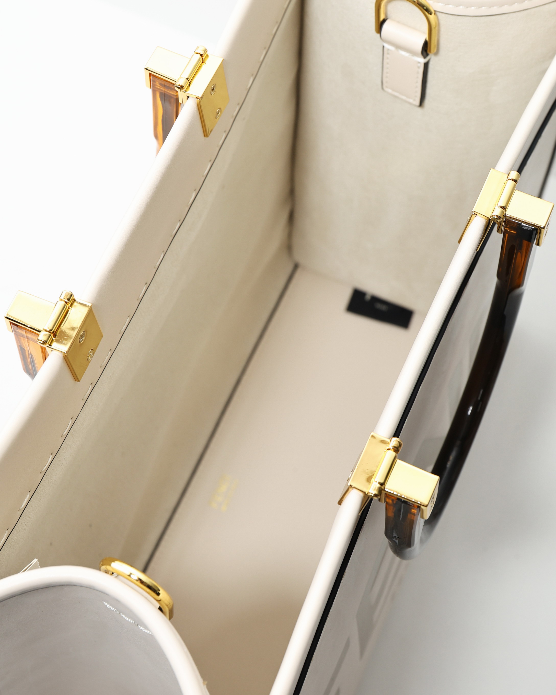 Fendi 35x17x31cm jj_6