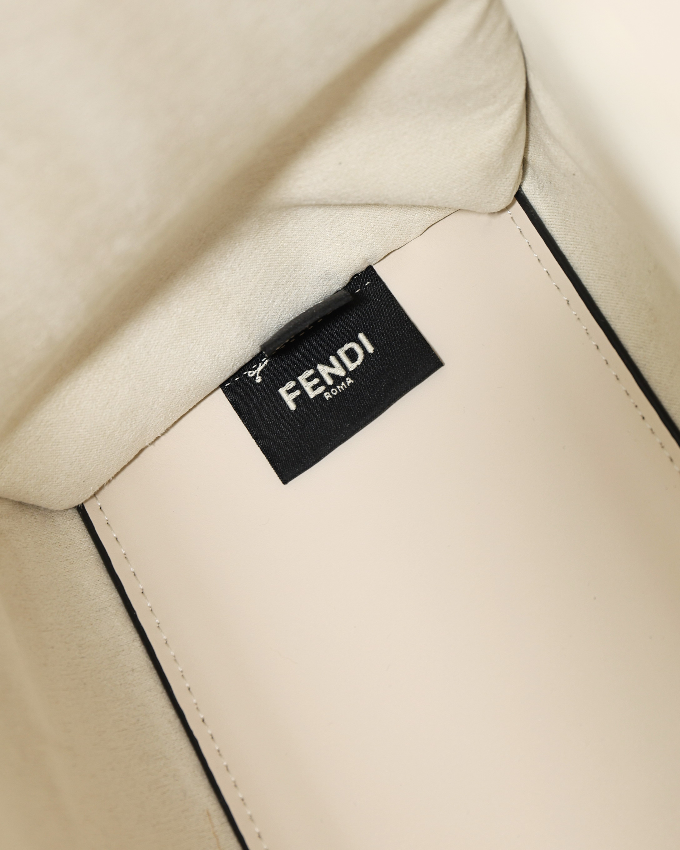 Fendi 35x17x31cm jj_7