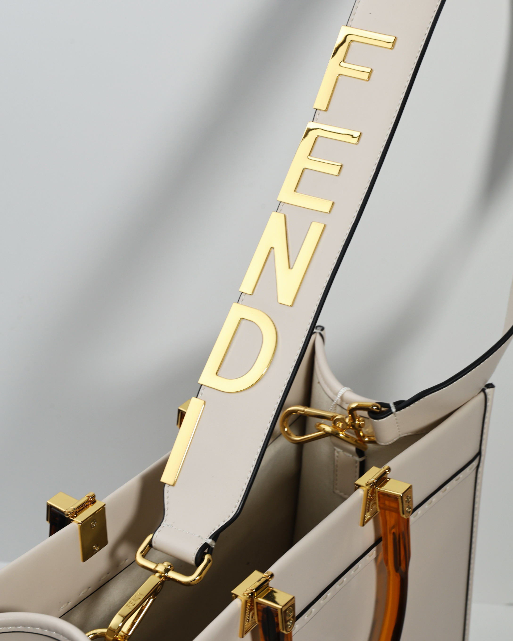 Fendi 35x17x31cm jj_8