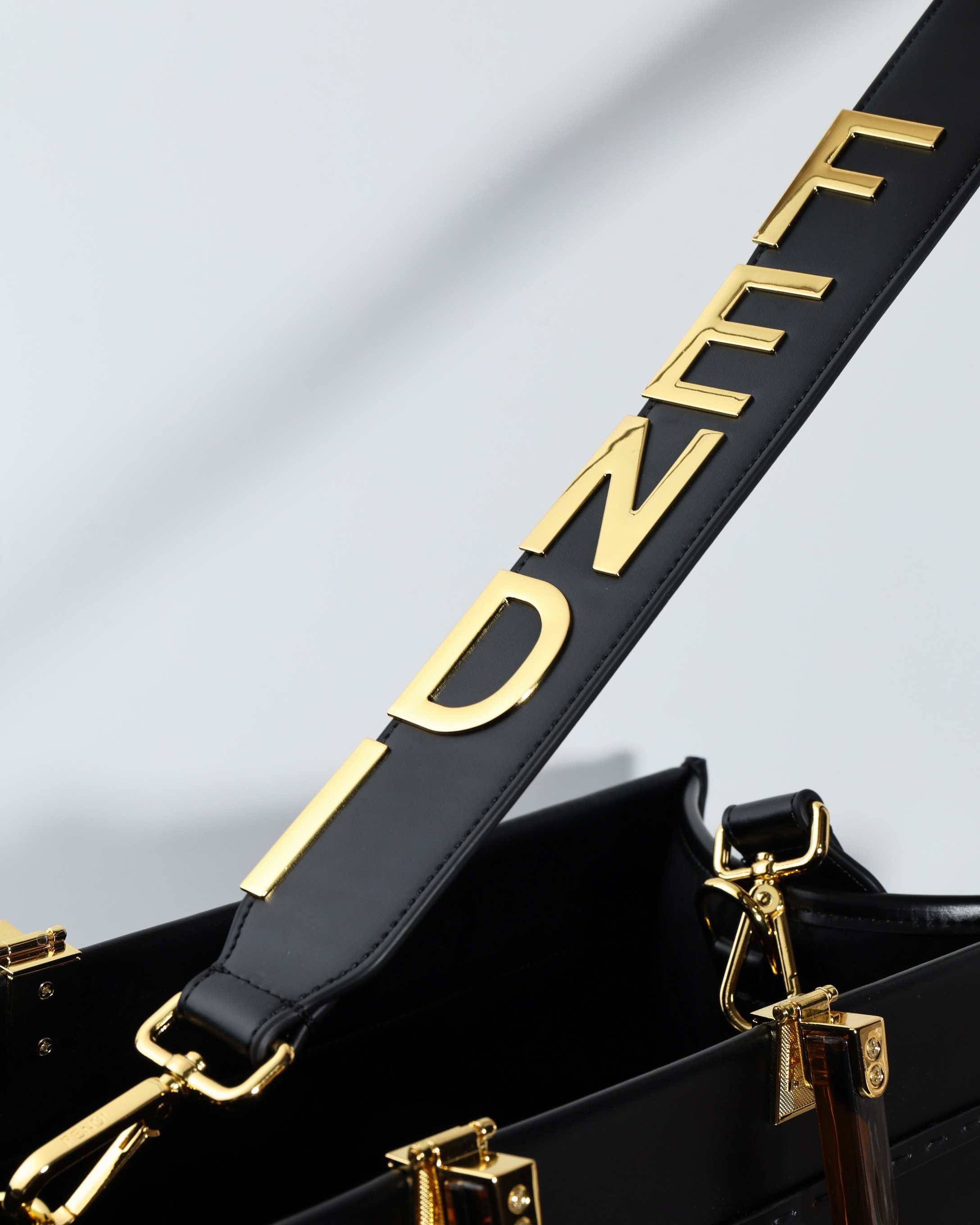 Fendi 40x35x21cm jj1_8