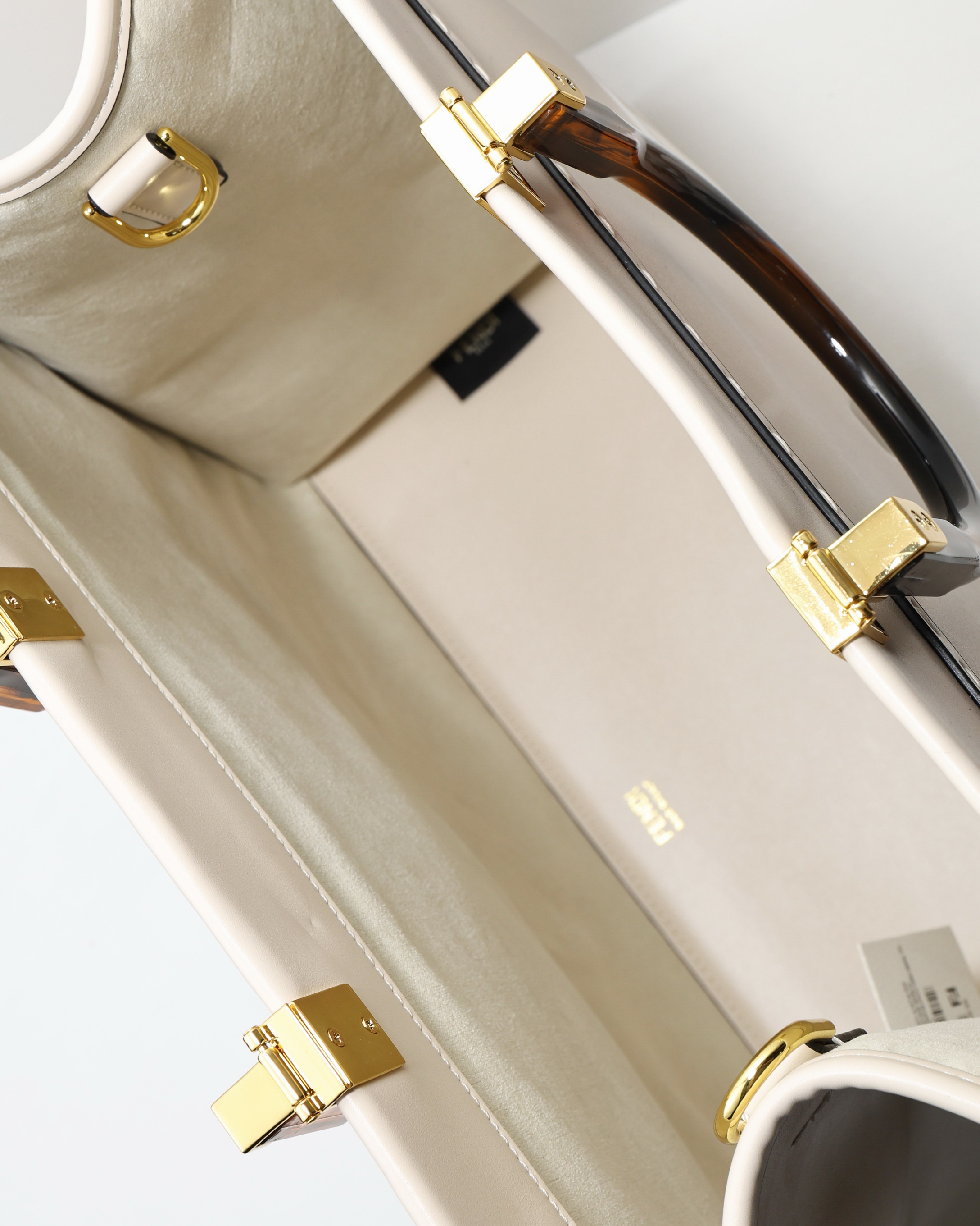 Fendi 40x35x21cm jj_5