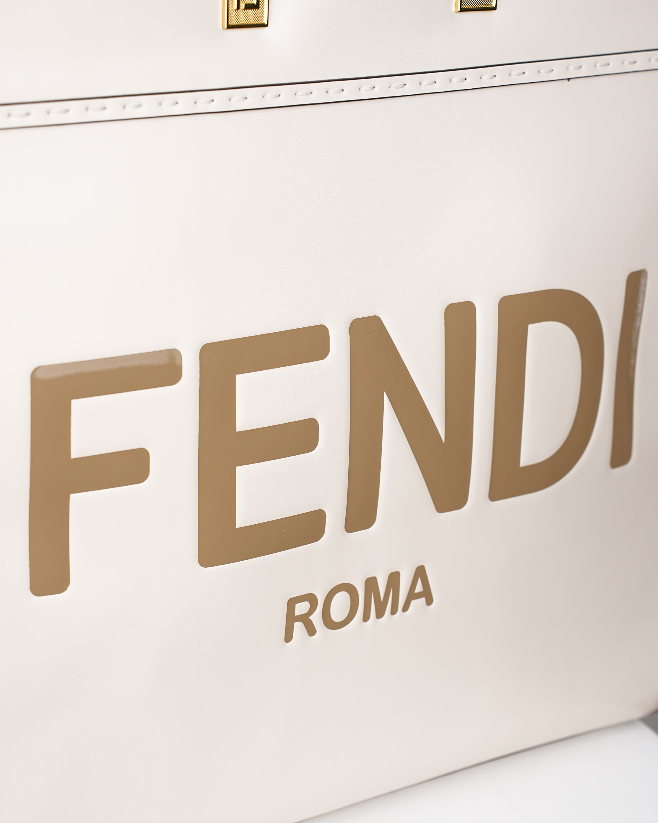 Fendi 40x35x21cm jj_8