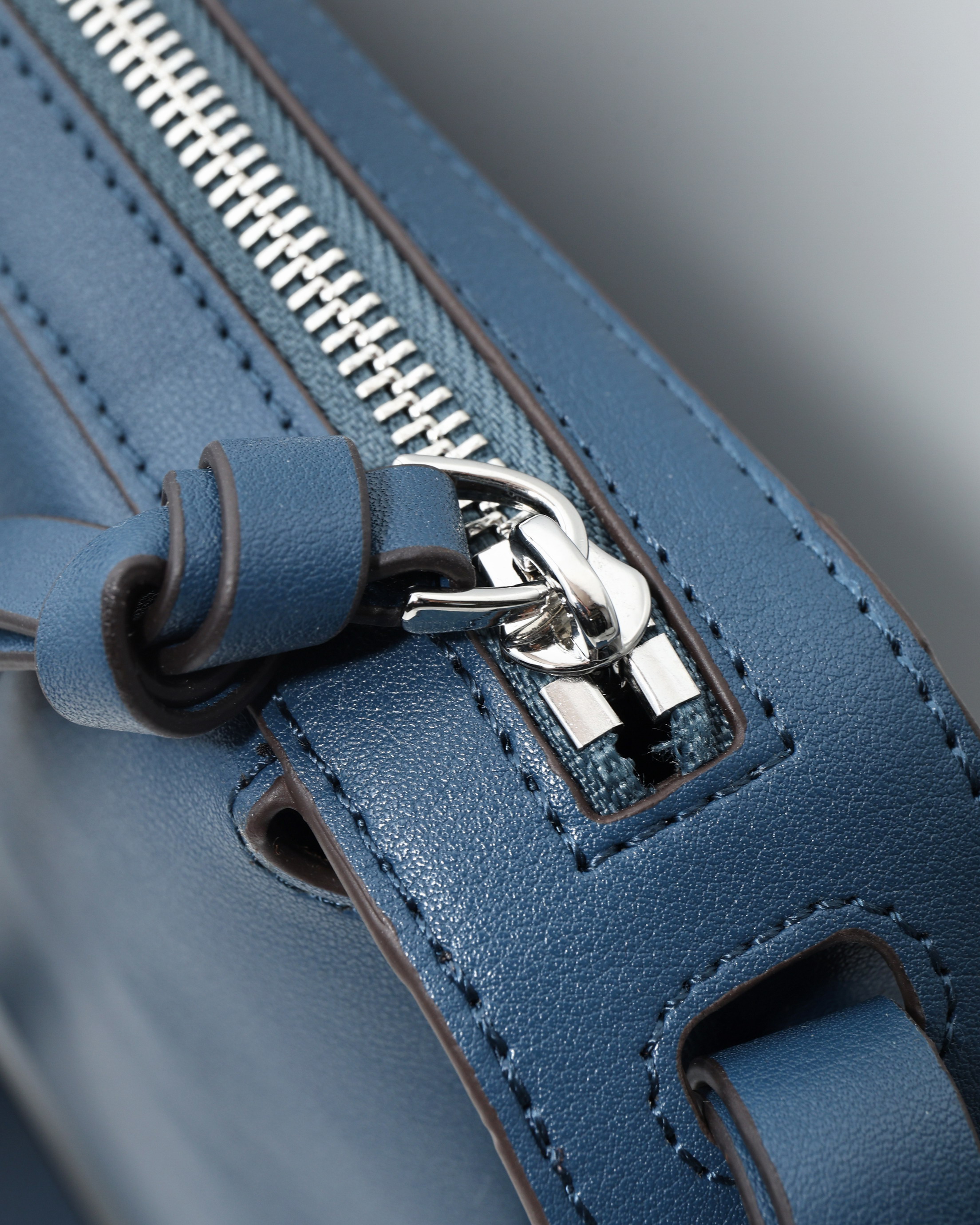 Fendi Simply 34 5x20x4 5cm jj_7