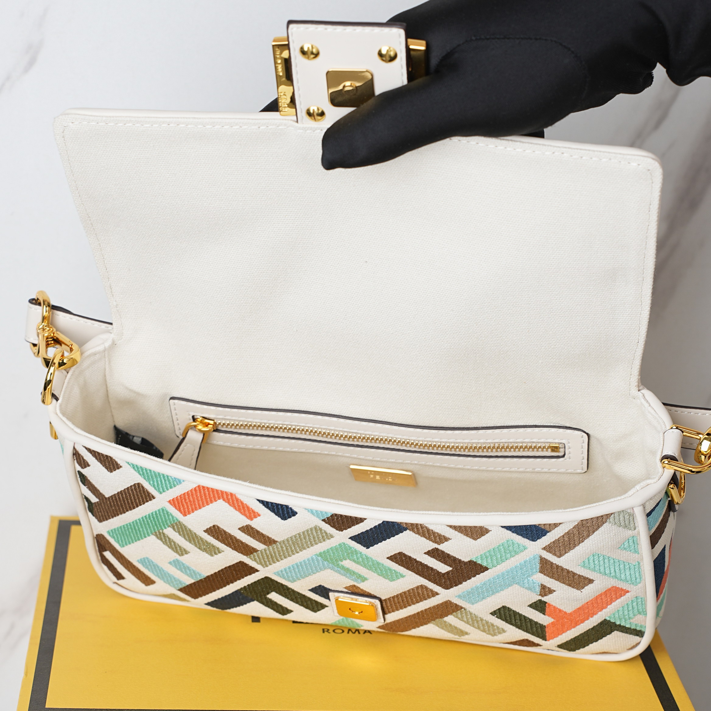 Fendi baguette 27x6x14cm jj2_5