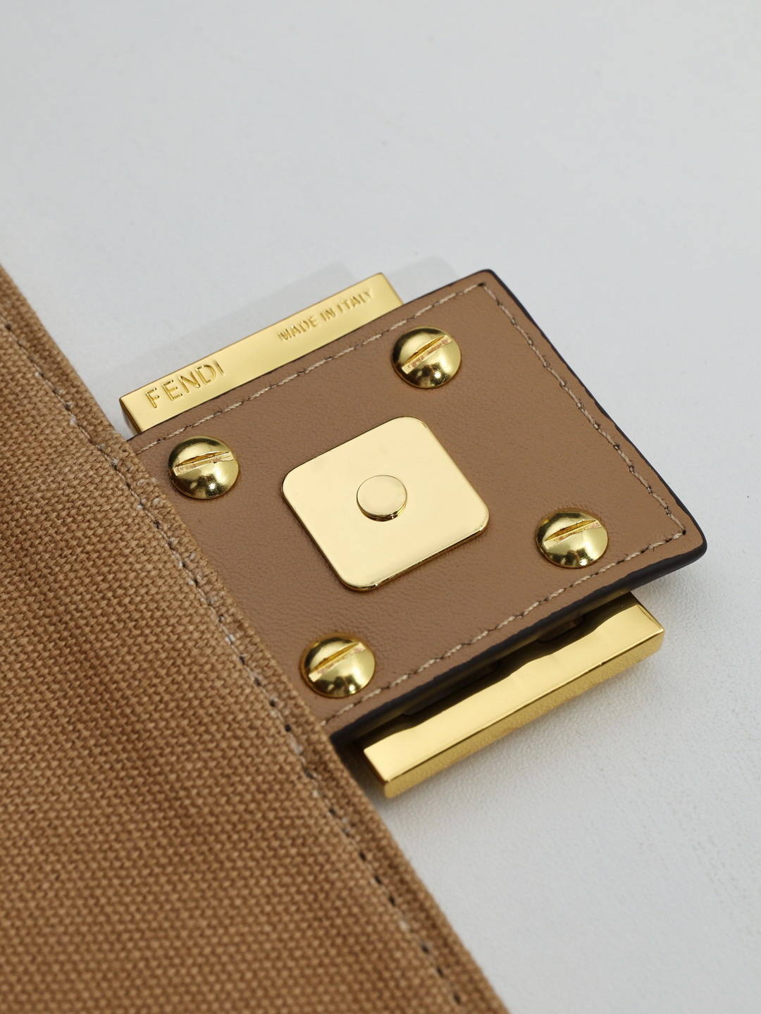 Fendi baguette 27x6x14cm jj7_7