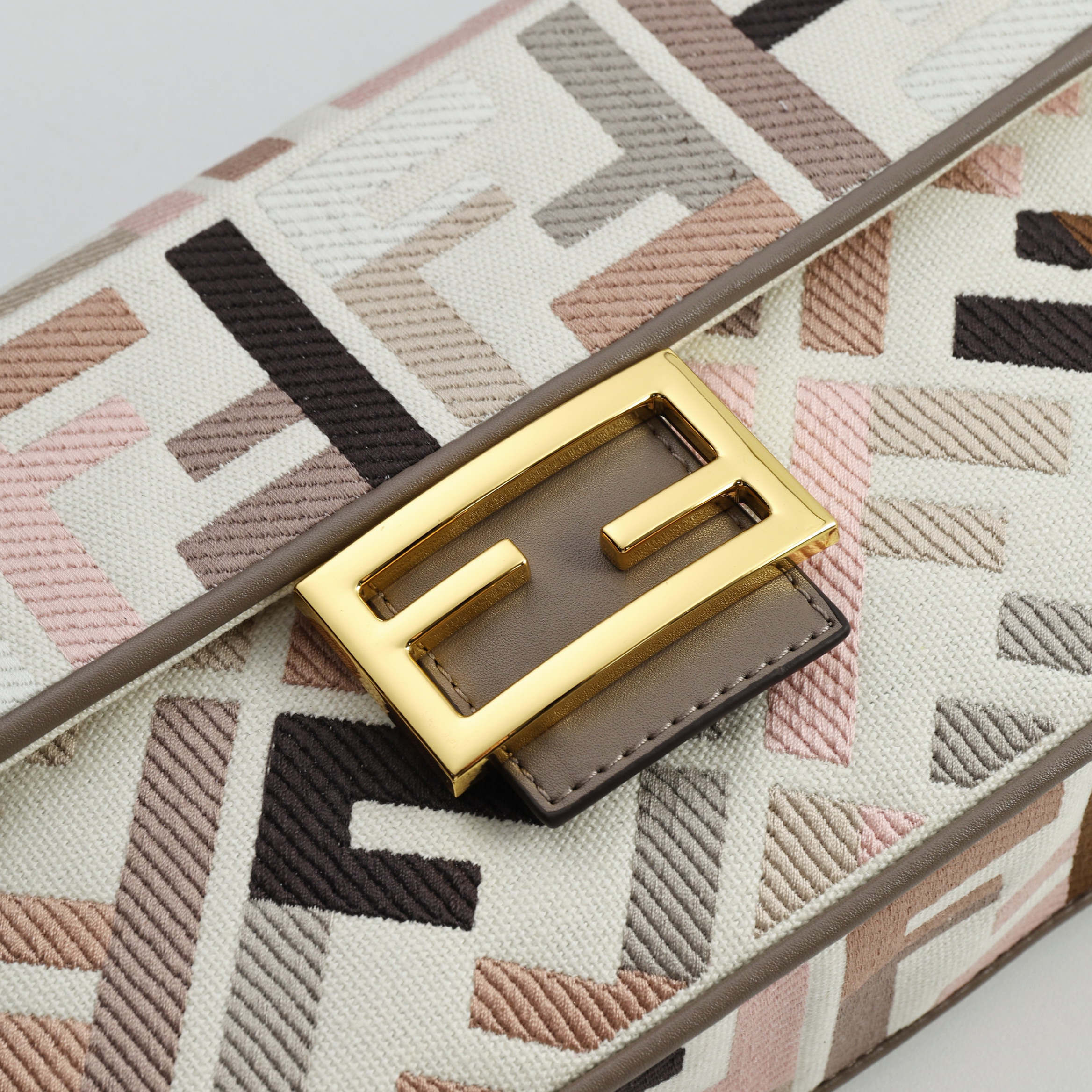 Fendi baguette 27x6x14cm jj_7