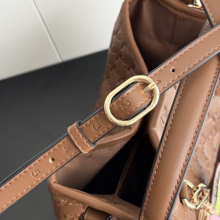 GG 815118 20 5x18x11 5cm ss1_9