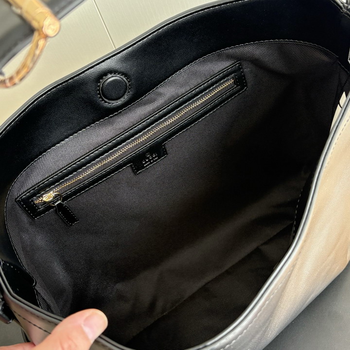 GG 850926 35x27 5x11cm ss3_7