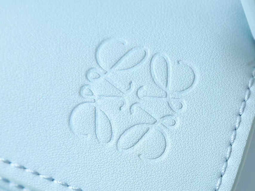 Loewe M88 25x17cm ss3_6